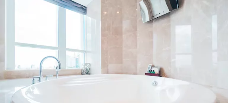 Bathroom Window Coverings in Winter Haven, FL