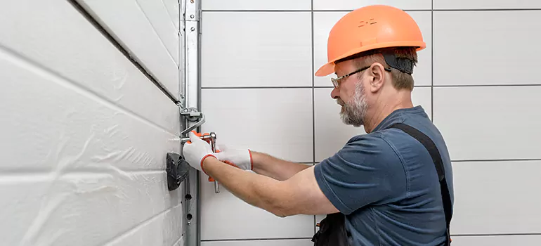 Commercial Garage Door Repair in Winter Haven, FL