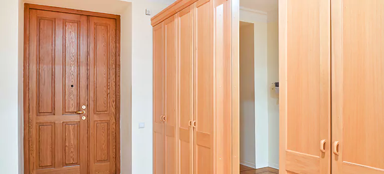 Glass Closet Door Repair in Winter Haven, FL