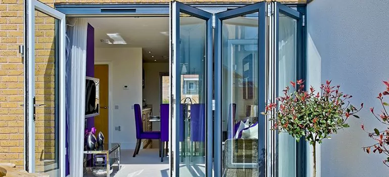 Commercial Door Glass Repair in Winter Haven, FL