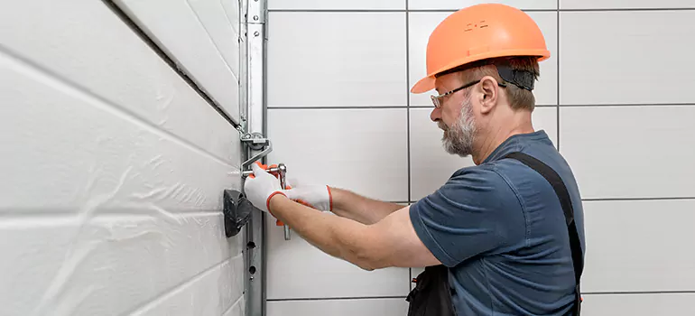 Garage Door Repair in Winter Haven