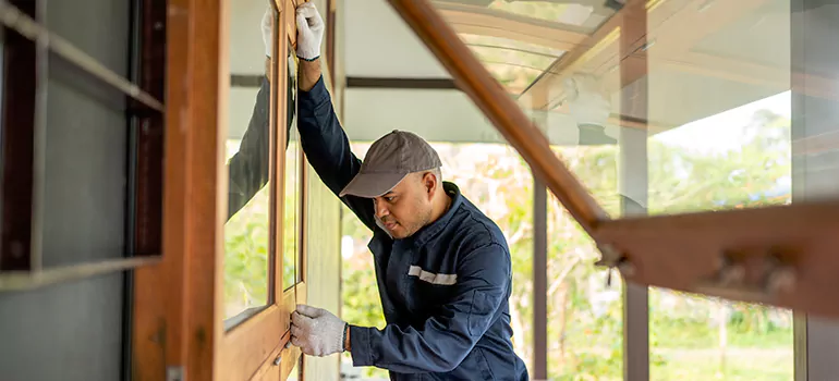 Double Hung Vinyl Window Sash Replacement in Winter Haven, FL
